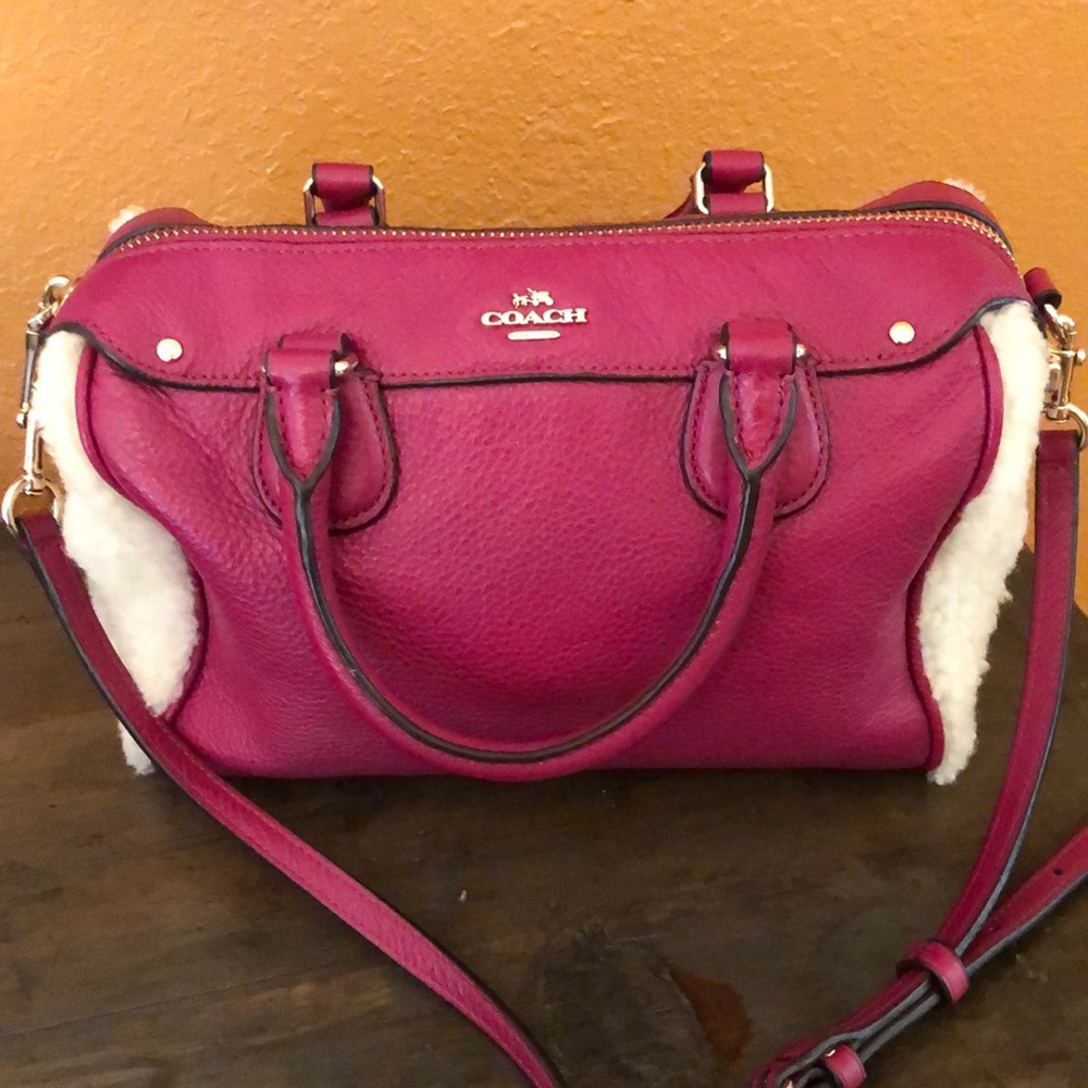 RARE COACH HOT PINK W/ FUR CROSSBODY